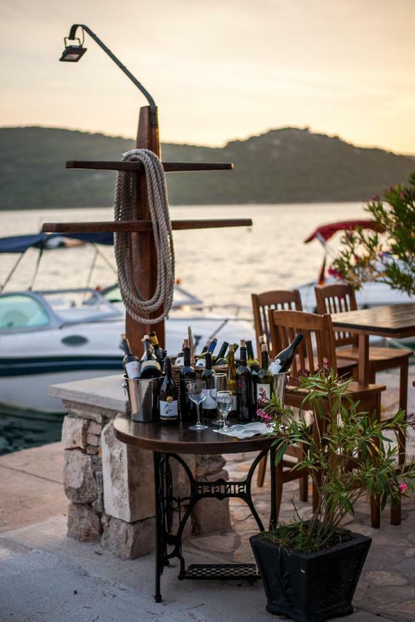 Apartmani Prova Tisno Exterior foto